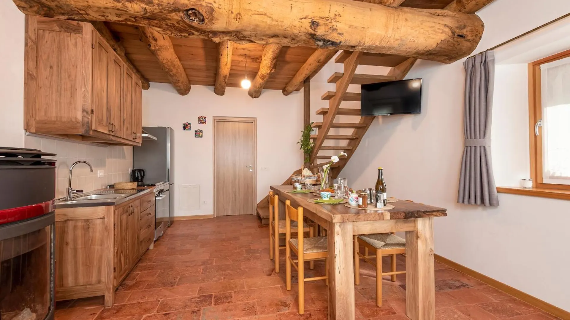 La Torre Del Manghen: Agri-Alloggio Indipendente Rota d'Imagna 0*,