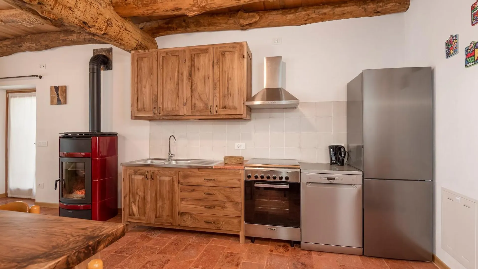 Chalet La Torre Del Manghen: Agri-Alloggio Indipendente Rota d'Imagna Italia