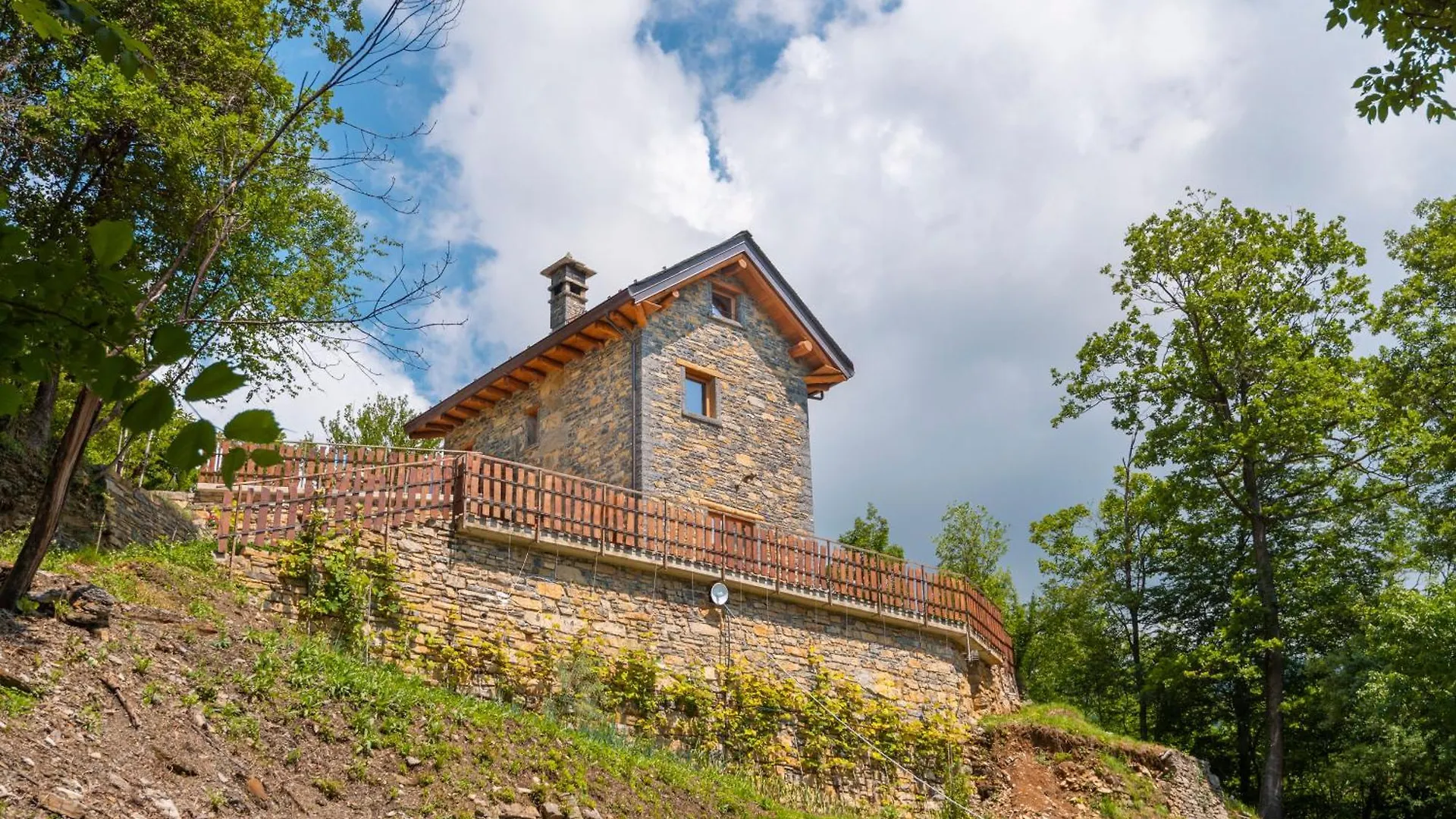 Шале La Torre Del Manghen: Agri-Alloggio Indipendente Рота-д'Иманья